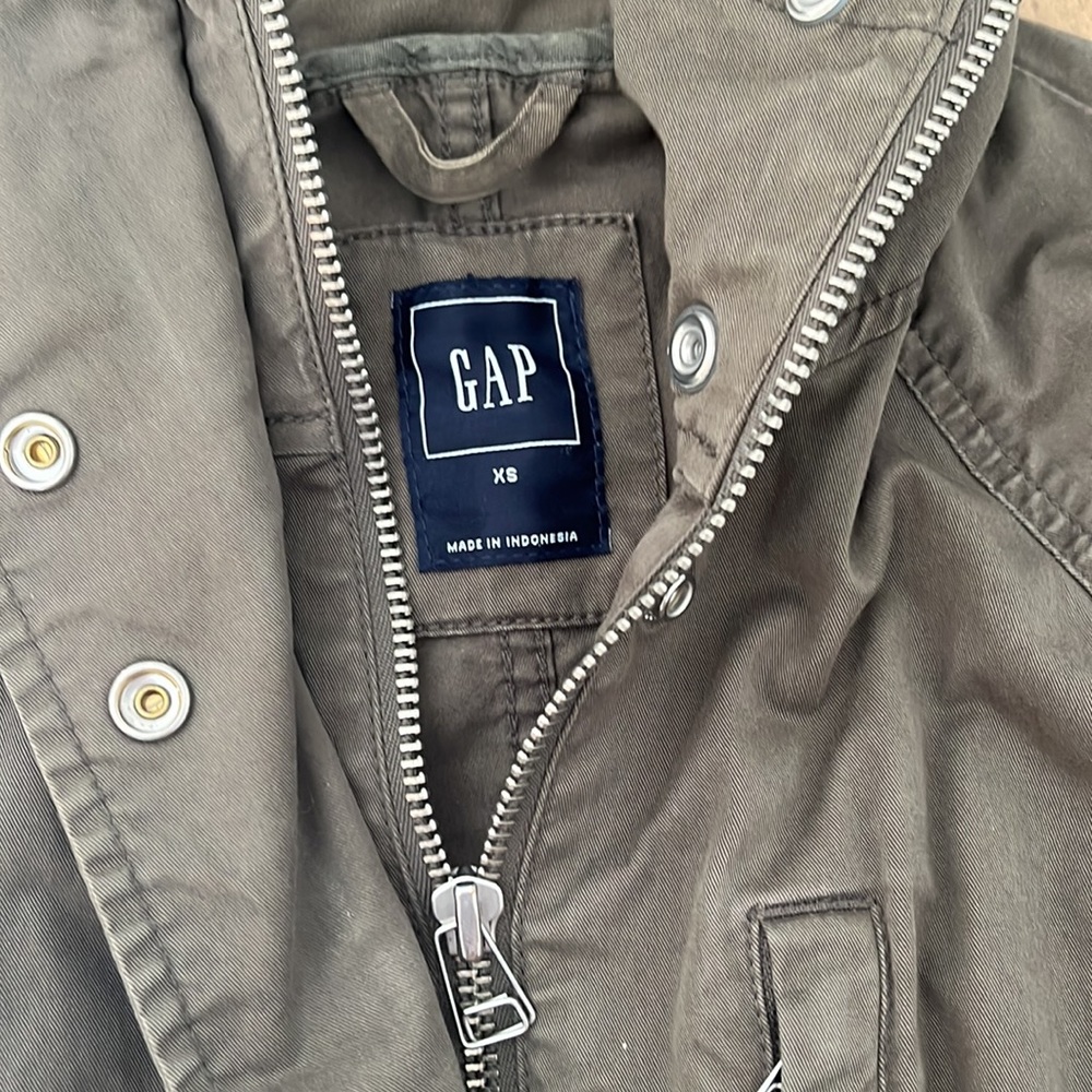 Gap denim jacket - Picture 2 of 2